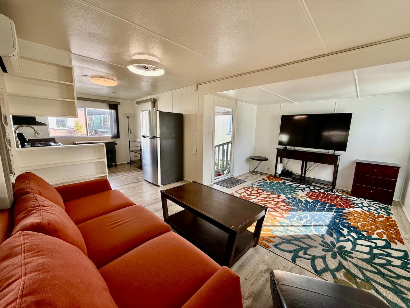 Detail Gallery Image 7 of 15 For 925 38th #33,  Santa Cruz,  CA 95062 - 1 Beds | 1 Baths