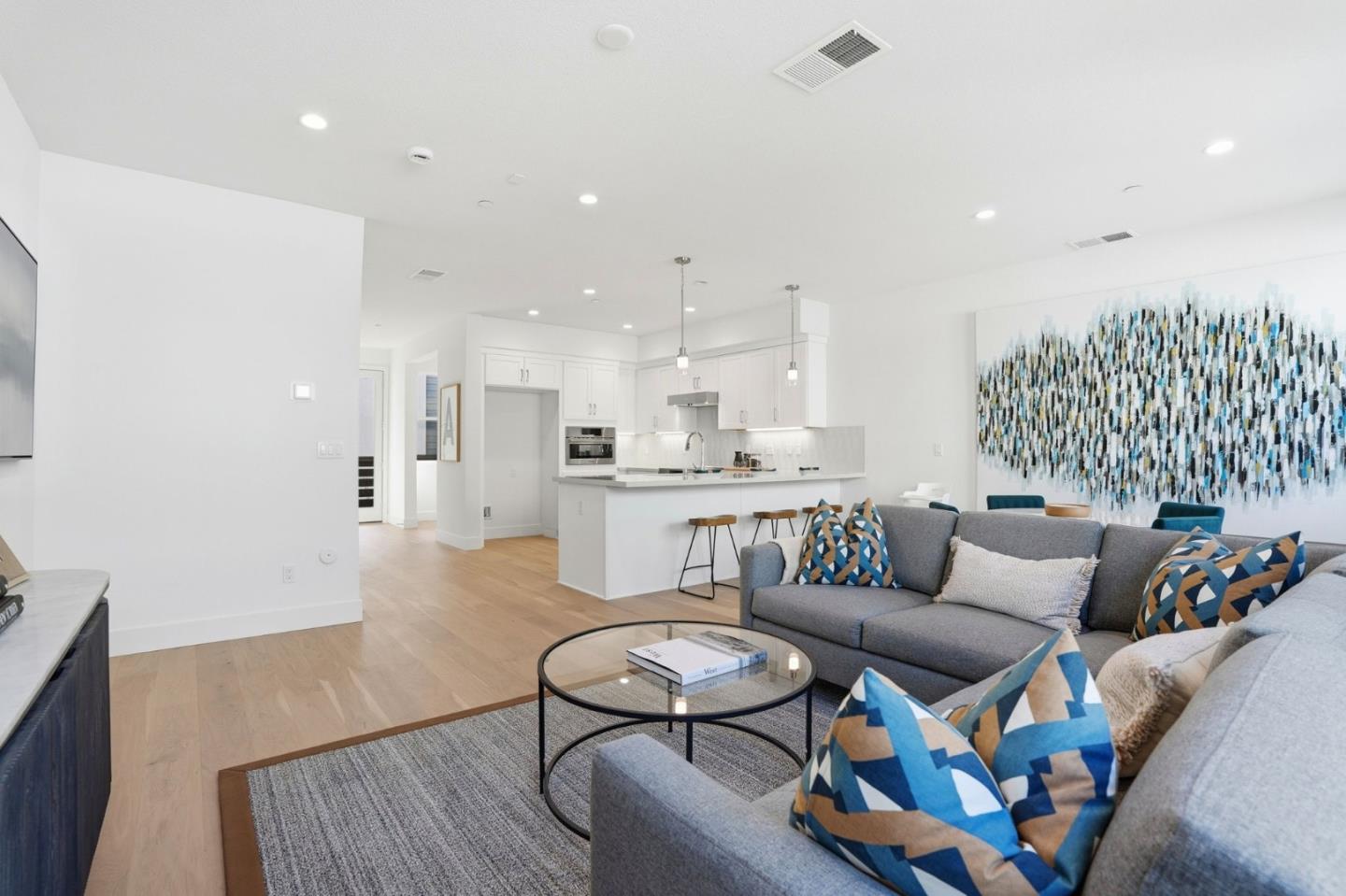 Detail Gallery Image 7 of 24 For 3108 Seashell Ter, San Ramon,  CA 94583 - 3 Beds | 3/1 Baths