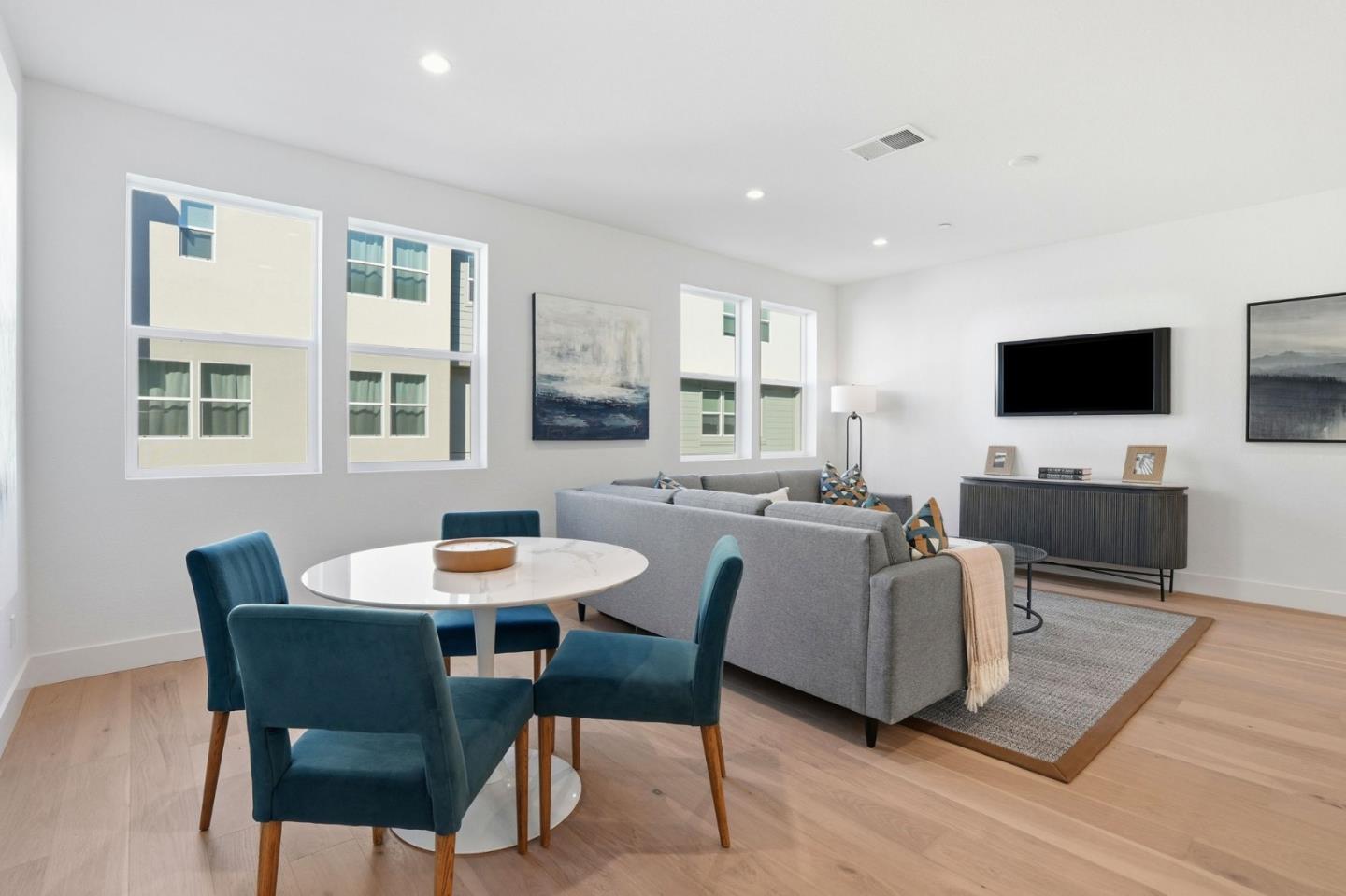 Detail Gallery Image 8 of 24 For 3108 Seashell Ter, San Ramon,  CA 94583 - 3 Beds | 3/1 Baths