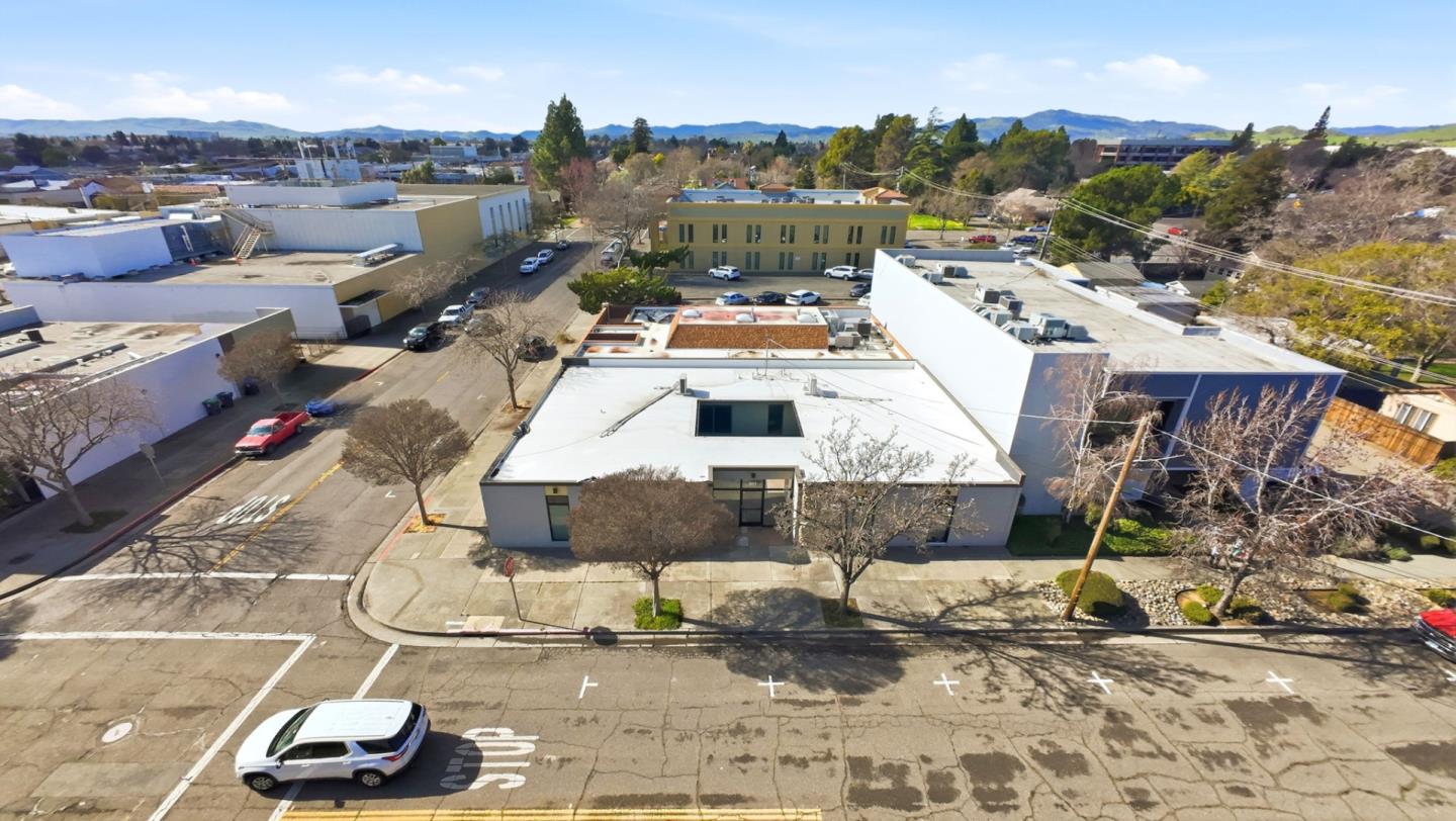 Front Image Thumbnail for ML82036714