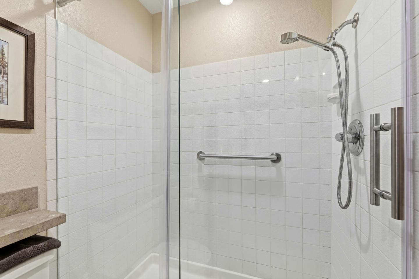 Photo #25: ML82036716 Listing: Photo #25