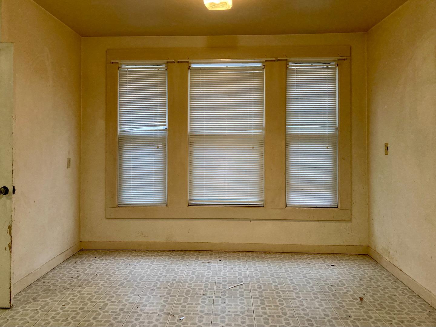 Detail Gallery Image 14 of 34 For 413 Milton Ave, San Bruno,  CA 94066 - 3 Beds | 1 Baths