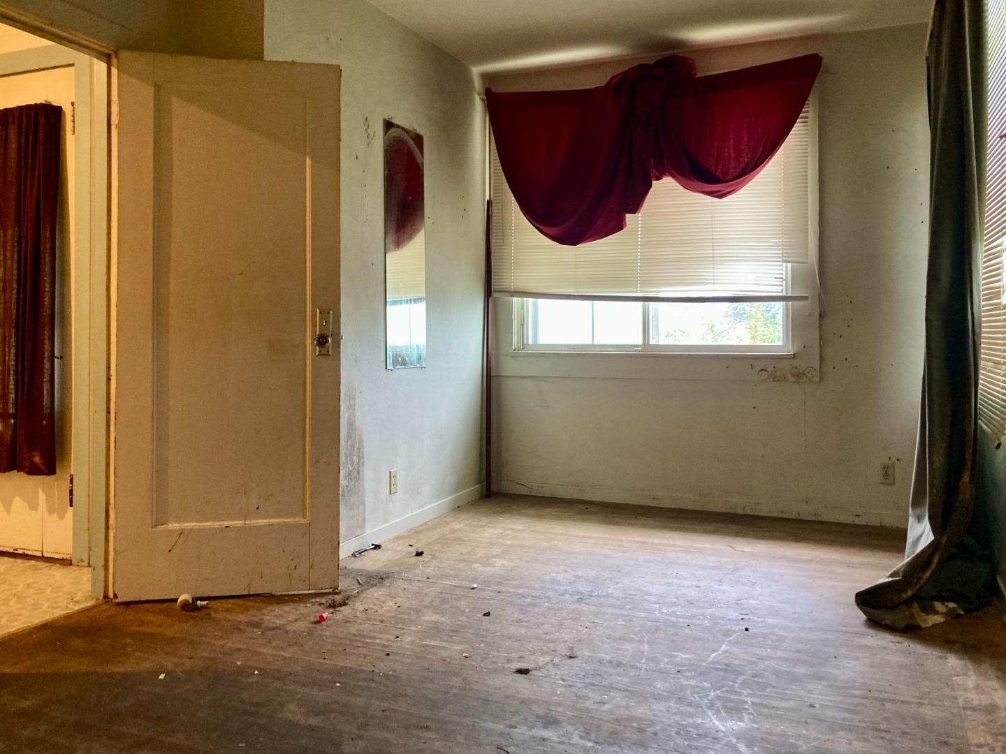 Detail Gallery Image 17 of 34 For 413 Milton Ave, San Bruno,  CA 94066 - 3 Beds | 1 Baths