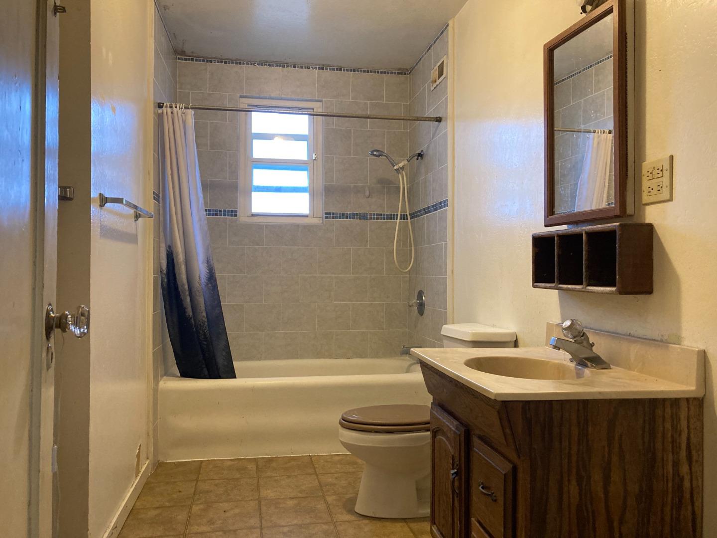 Detail Gallery Image 20 of 34 For 413 Milton Ave, San Bruno,  CA 94066 - 3 Beds | 1 Baths