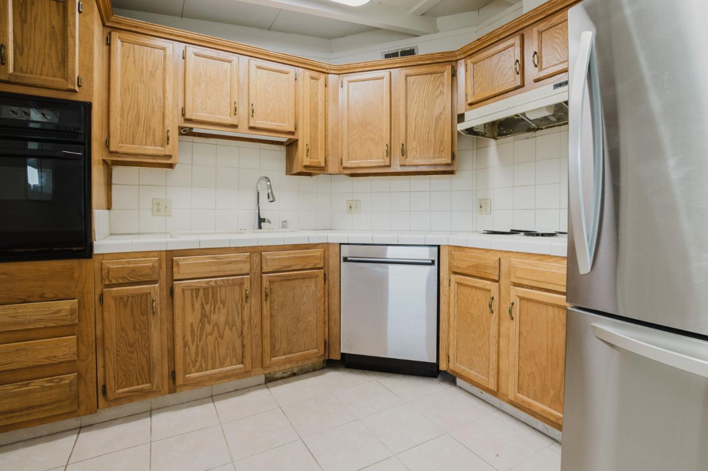 Detail Gallery Image 11 of 41 For 3037 Stevenson St, Santa Clara,  CA 95051 - 4 Beds | 2 Baths