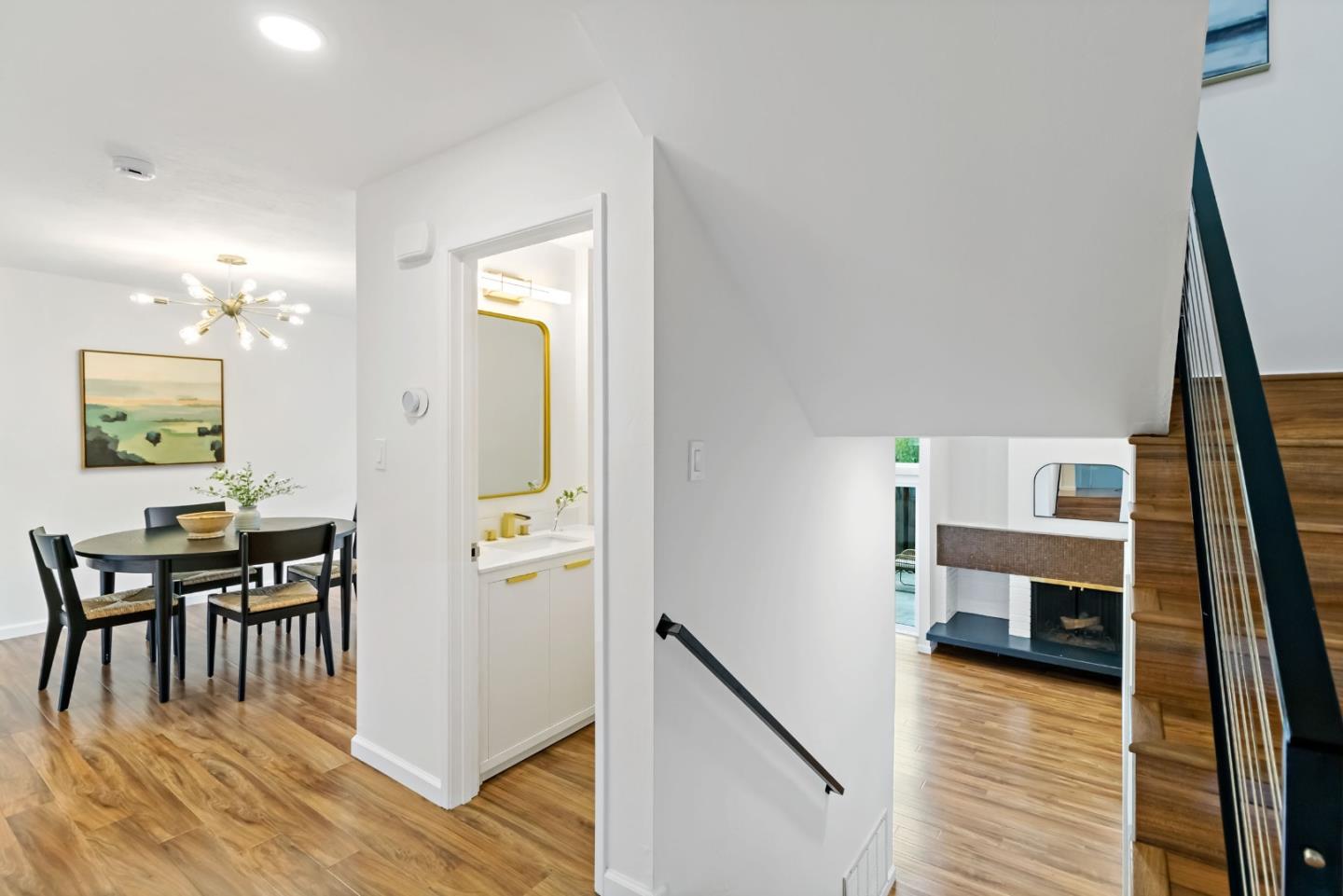 Detail Gallery Image 10 of 51 For 530 Leahy St, Redwood City,  CA 94061 - 3 Beds | 2/1 Baths