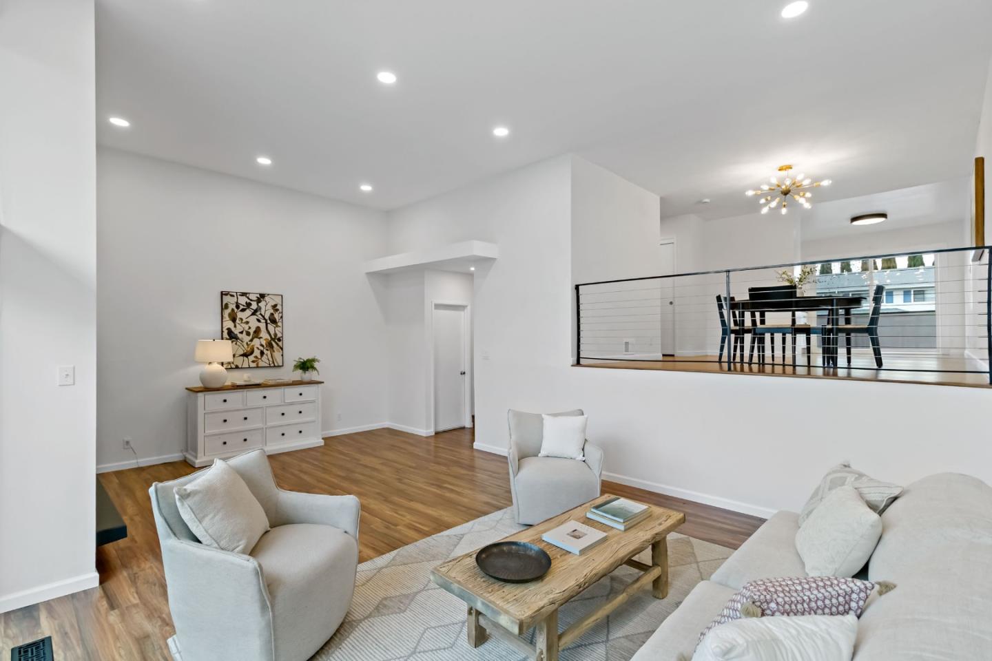 Detail Gallery Image 9 of 51 For 530 Leahy St, Redwood City,  CA 94061 - 3 Beds | 2/1 Baths