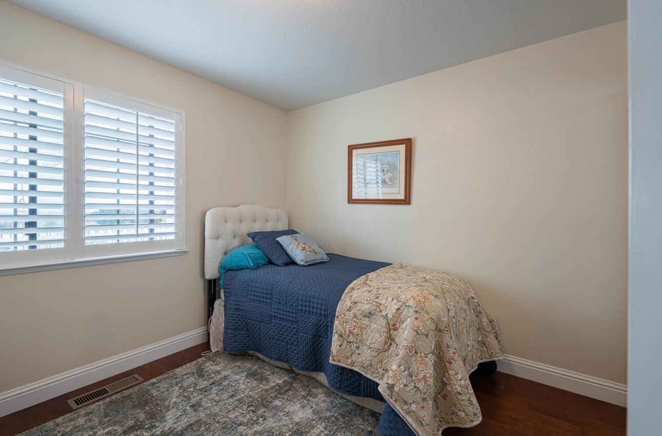 Detail Gallery Image 40 of 56 For 9891 Equestrian Pl, Salinas,  CA 93907 - 3 Beds | 2 Baths
