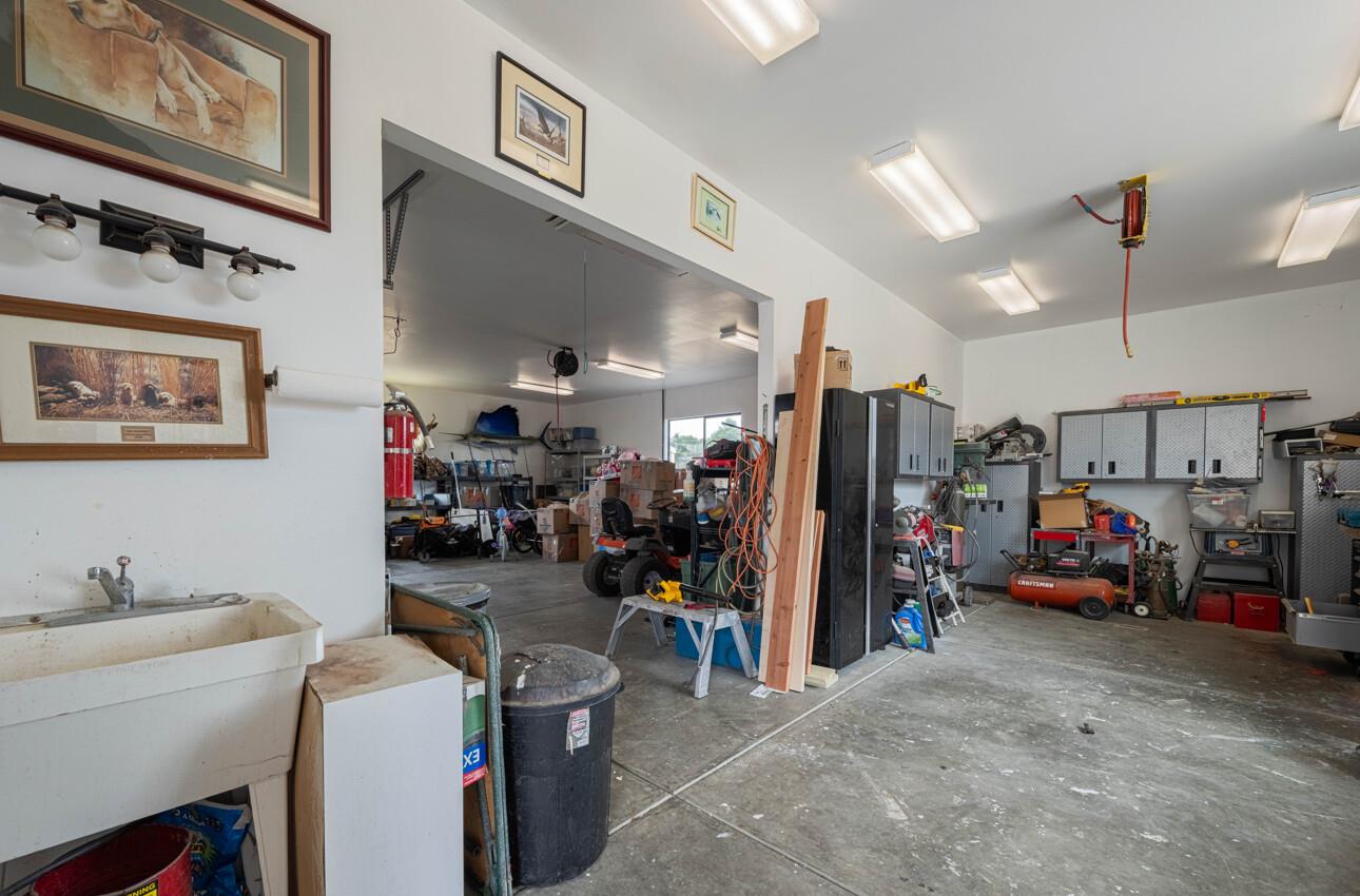 Detail Gallery Image 43 of 56 For 9891 Equestrian Pl, Salinas,  CA 93907 - 3 Beds | 2 Baths