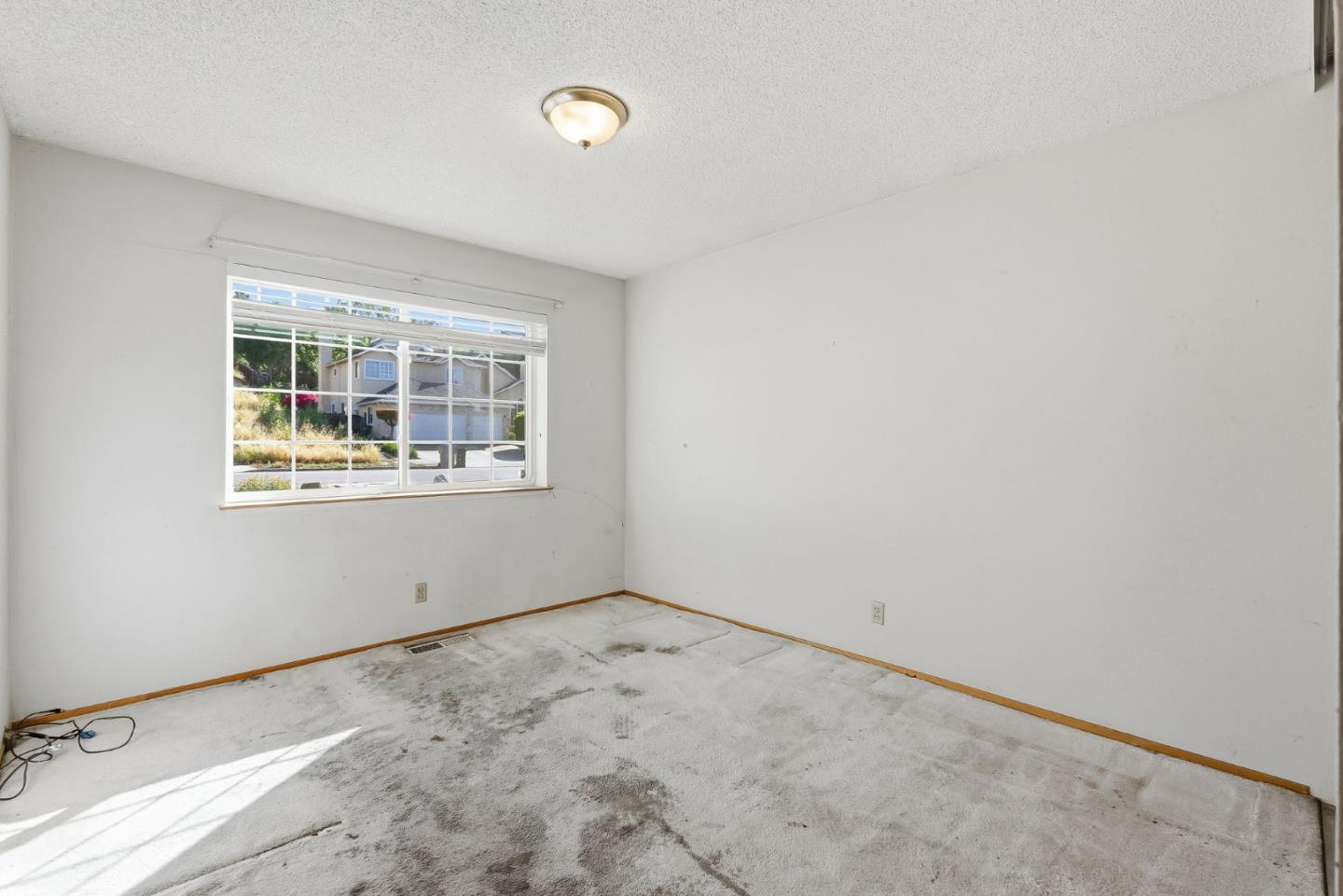 Detail Gallery Image 16 of 28 For 1475 Cliff Dr, San Jose,  CA 95132 - 4 Beds | 2 Baths