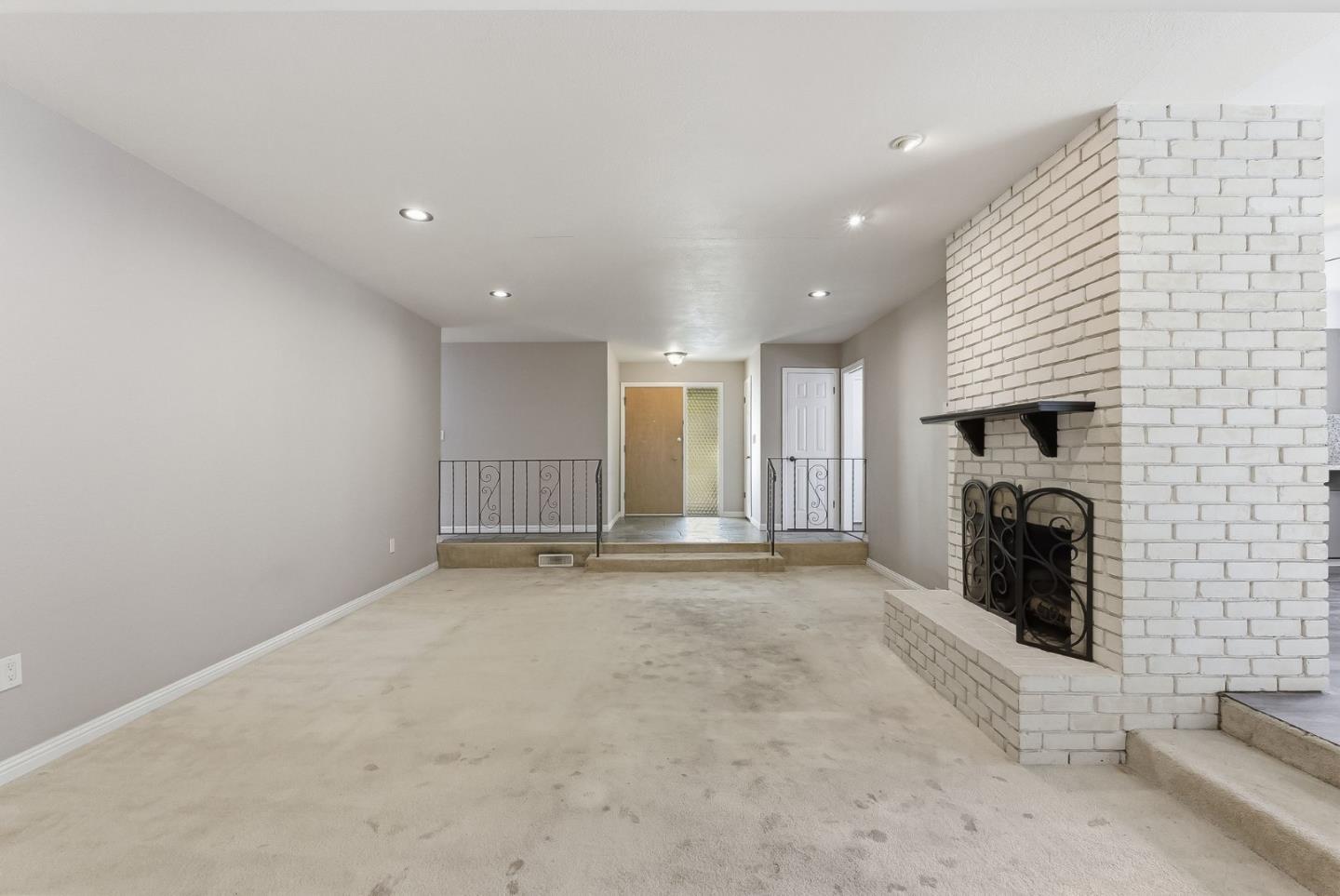 Detail Gallery Image 8 of 28 For 1475 Cliff Dr, San Jose,  CA 95132 - 4 Beds | 2 Baths