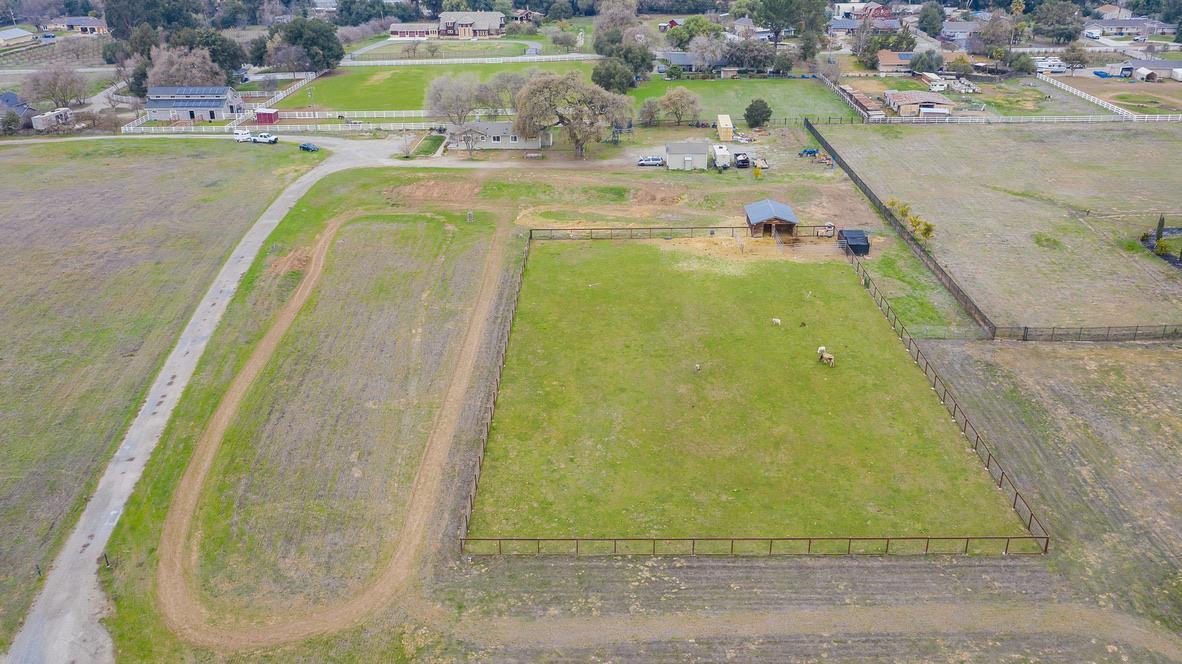 Detail Gallery Image 23 of 30 For 2015 Trumar Ln, Gilroy,  CA 95020 - 4 Beds | 2 Baths