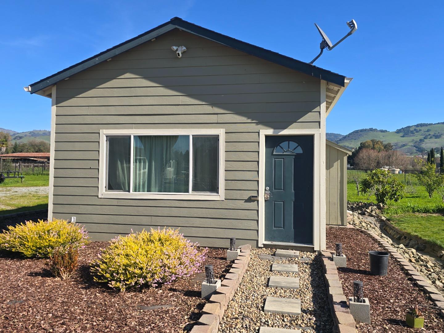 Detail Gallery Image 27 of 30 For 2015 Trumar Ln, Gilroy,  CA 95020 - 4 Beds | 2 Baths