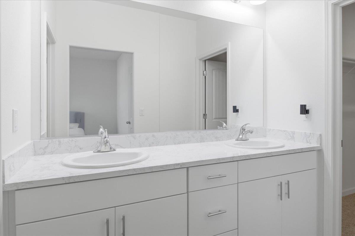 Detail Gallery Image 22 of 35 For 704 Gabilan Dr, Soledad,  CA 93960 - 3 Beds | 2/1 Baths