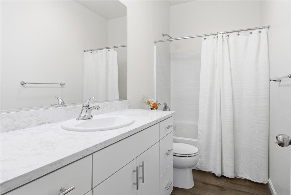 Detail Gallery Image 27 of 35 For 704 Gabilan Dr, Soledad,  CA 93960 - 3 Beds | 2/1 Baths