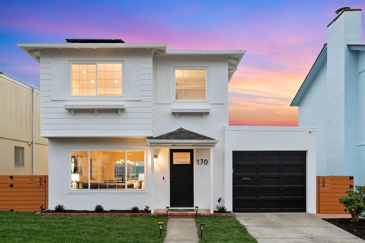 Detail Gallery Image 2 of 83 For 170 Beachview Ave, Pacifica,  CA 94044 - 4 Beds | 2/1 Baths