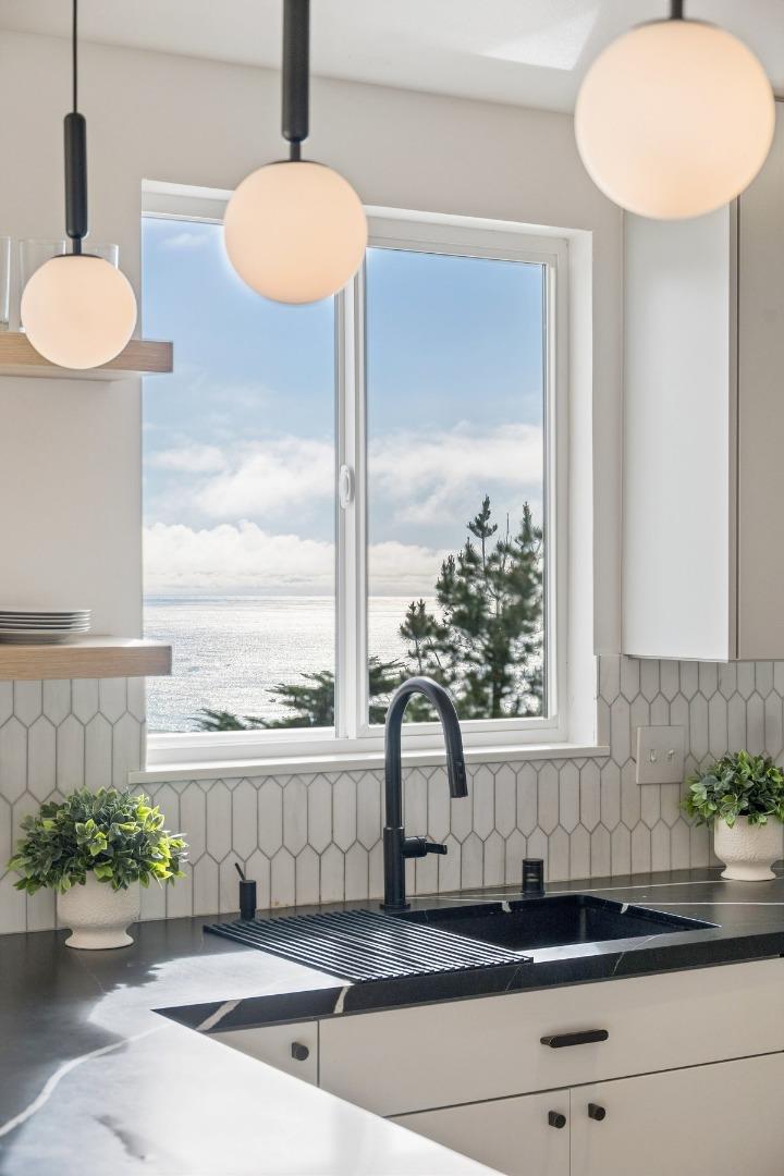 Detail Gallery Image 37 of 83 For 170 Beachview Ave, Pacifica,  CA 94044 - 4 Beds | 2/1 Baths