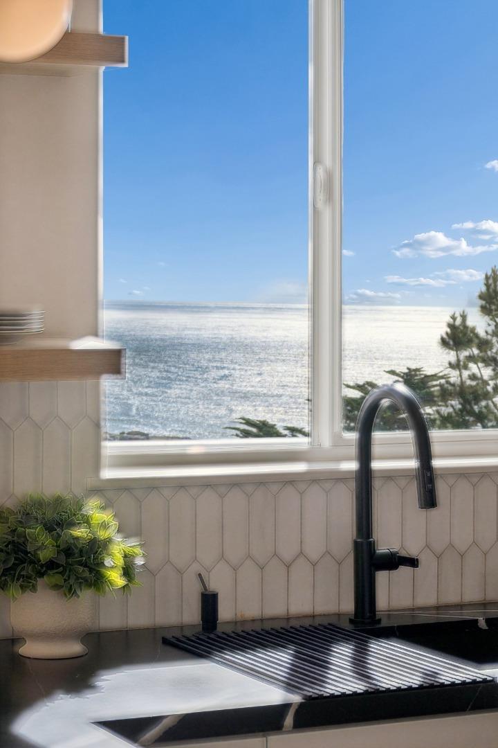 Detail Gallery Image 38 of 83 For 170 Beachview Ave, Pacifica,  CA 94044 - 4 Beds | 2/1 Baths