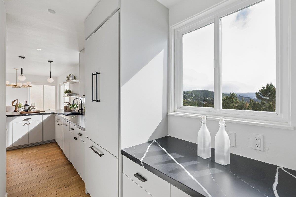 Detail Gallery Image 43 of 83 For 170 Beachview Ave, Pacifica,  CA 94044 - 4 Beds | 2/1 Baths