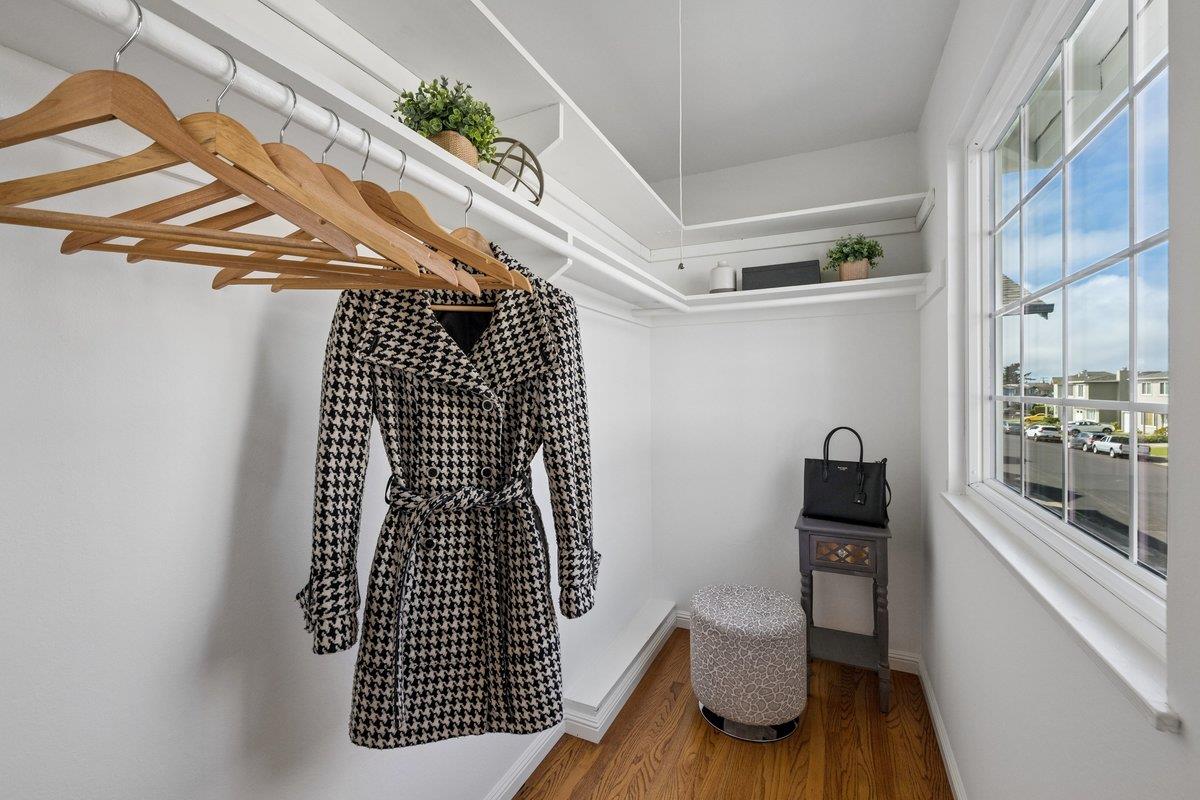 Detail Gallery Image 58 of 83 For 170 Beachview Ave, Pacifica,  CA 94044 - 4 Beds | 2/1 Baths