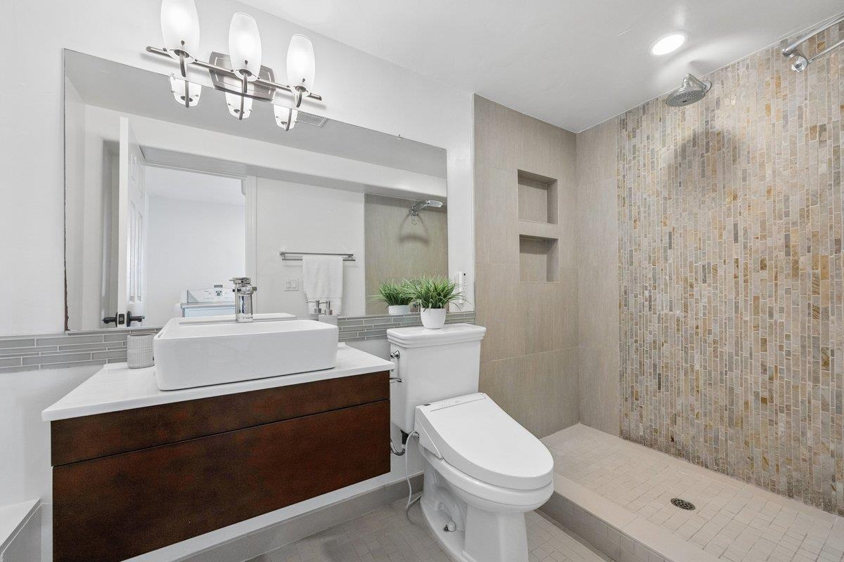 Detail Gallery Image 66 of 83 For 170 Beachview Ave, Pacifica,  CA 94044 - 4 Beds | 2/1 Baths