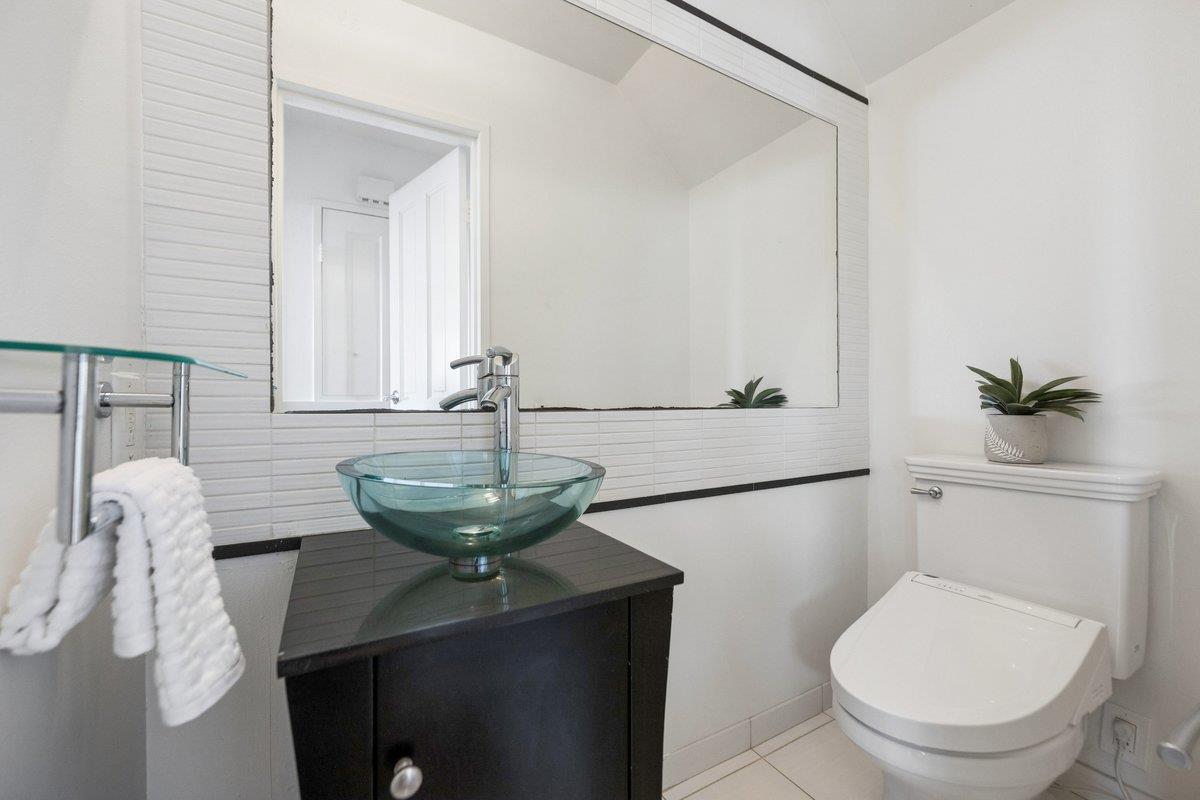 Detail Gallery Image 67 of 83 For 170 Beachview Ave, Pacifica,  CA 94044 - 4 Beds | 2/1 Baths