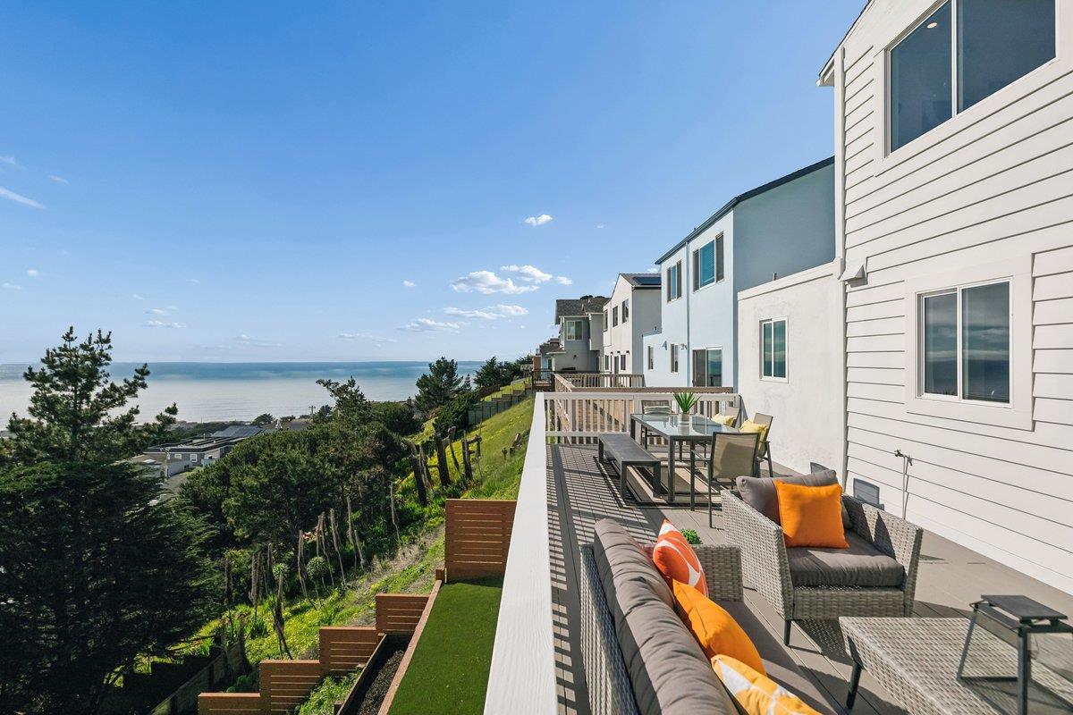 Detail Gallery Image 75 of 83 For 170 Beachview Ave, Pacifica,  CA 94044 - 4 Beds | 2/1 Baths