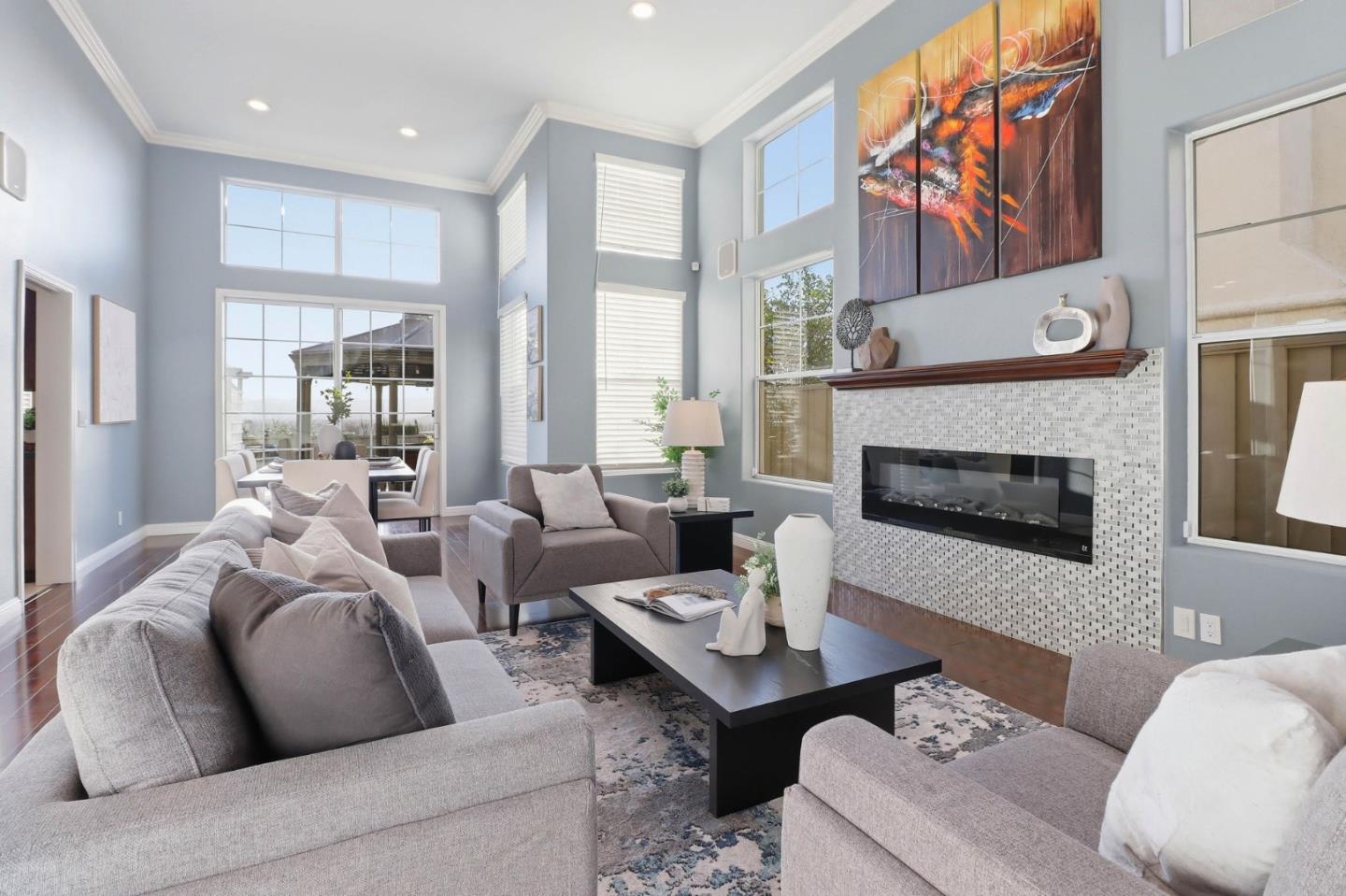 Detail Gallery Image 11 of 56 For 2071 Wendover Ln, San Jose,  CA 95121 - 4 Beds | 3 Baths