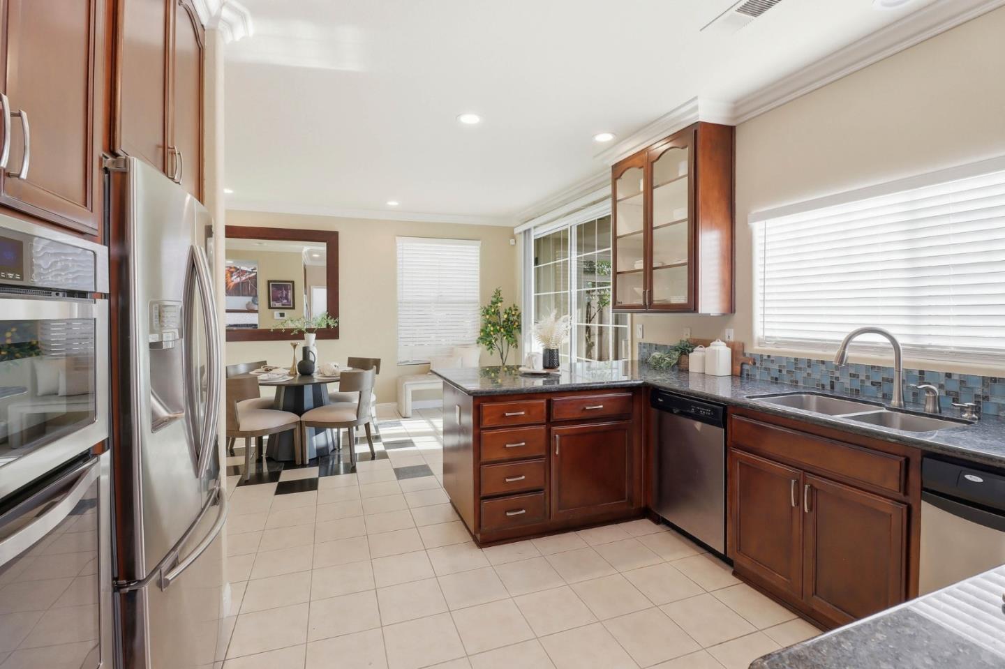 Detail Gallery Image 17 of 56 For 2071 Wendover Ln, San Jose,  CA 95121 - 4 Beds | 3 Baths