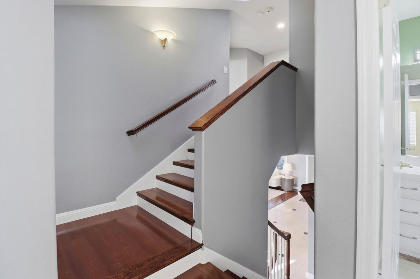 Detail Gallery Image 26 of 56 For 2071 Wendover Ln, San Jose,  CA 95121 - 4 Beds | 3 Baths