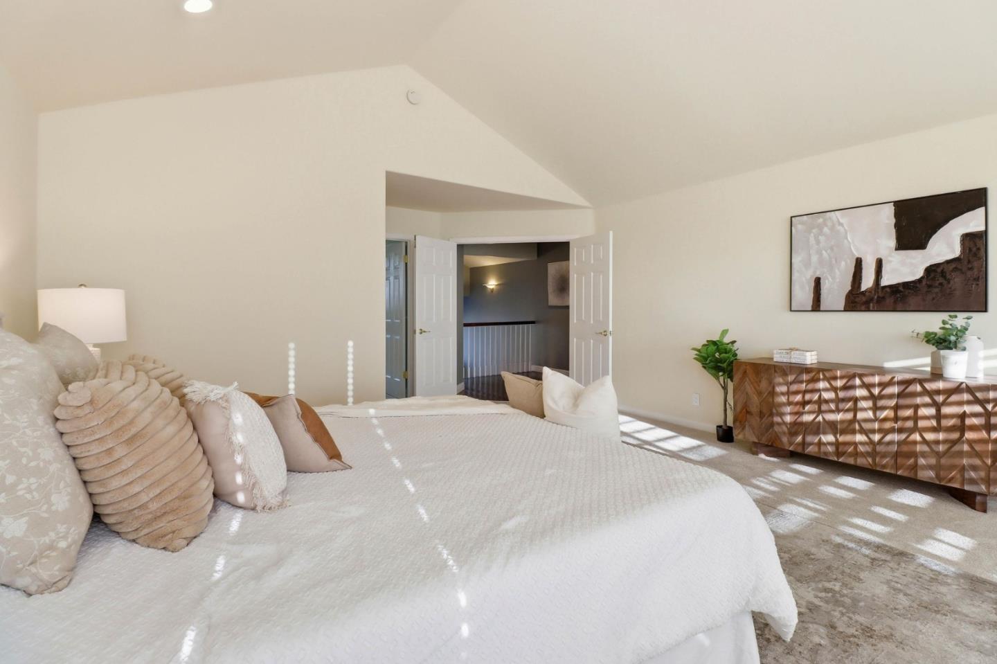 Detail Gallery Image 35 of 56 For 2071 Wendover Ln, San Jose,  CA 95121 - 4 Beds | 3 Baths