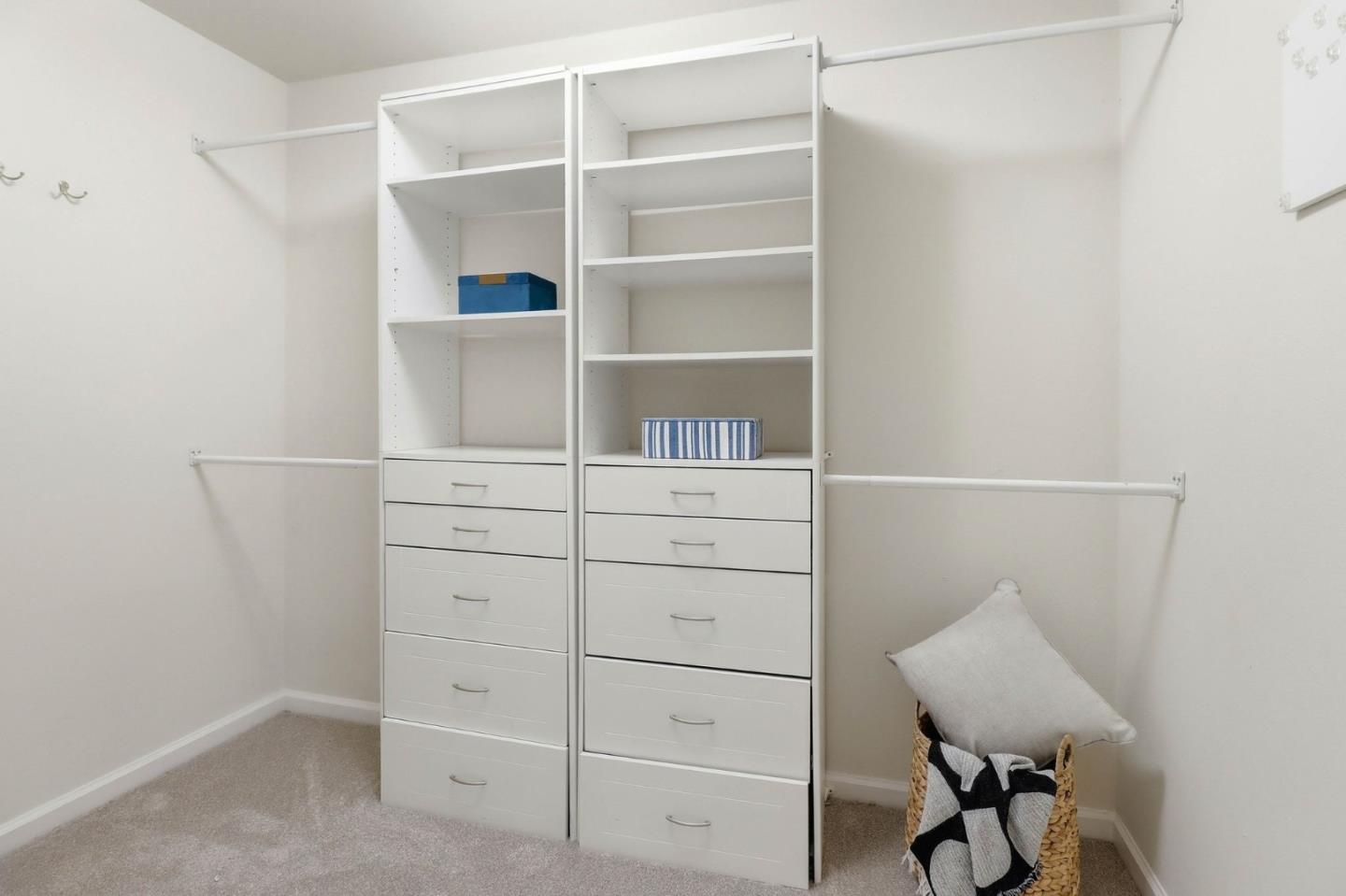 Detail Gallery Image 37 of 56 For 2071 Wendover Ln, San Jose,  CA 95121 - 4 Beds | 3 Baths