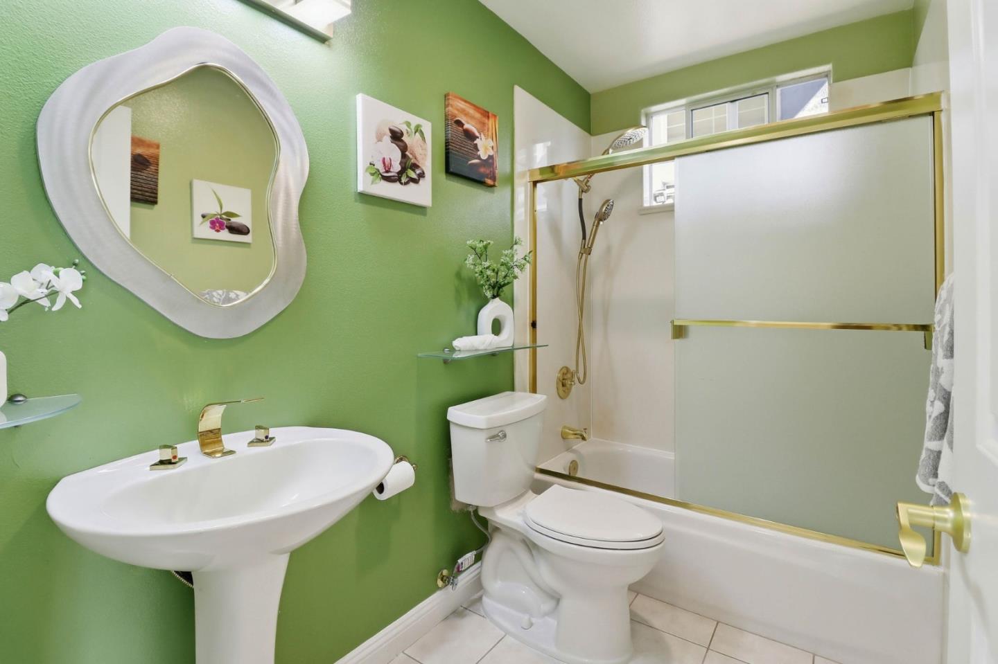 Detail Gallery Image 38 of 56 For 2071 Wendover Ln, San Jose,  CA 95121 - 4 Beds | 3 Baths