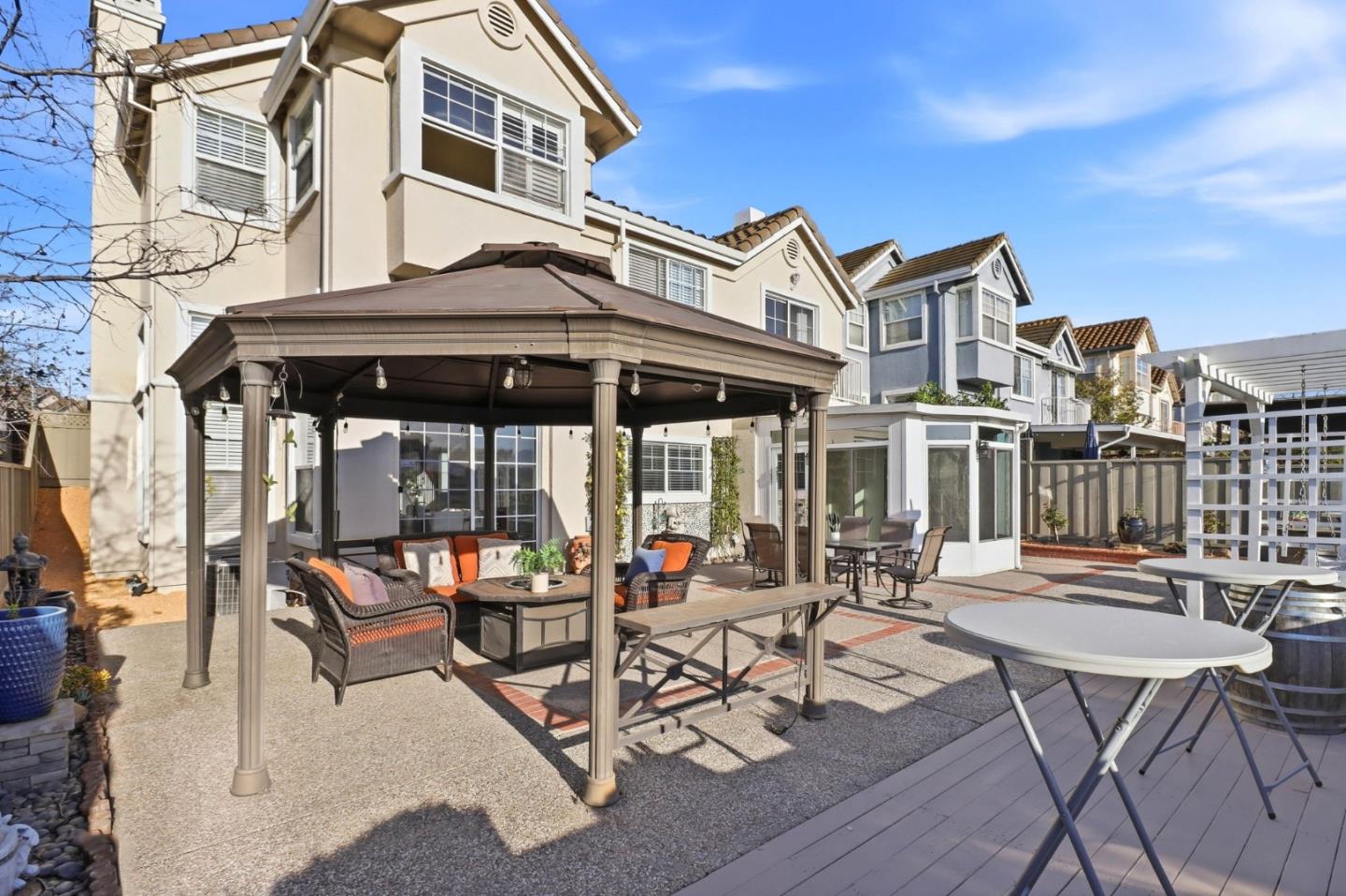 Detail Gallery Image 50 of 56 For 2071 Wendover Ln, San Jose,  CA 95121 - 4 Beds | 3 Baths