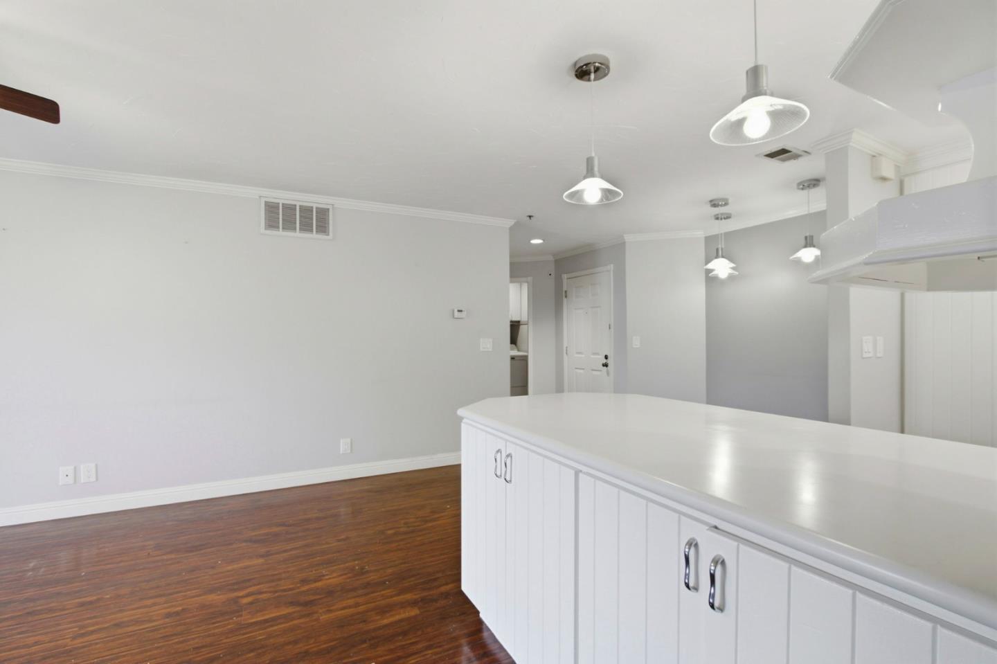 Detail Gallery Image 11 of 36 For 1608 La Terrace, San Jose,  CA 95123 - 2 Beds | 2 Baths