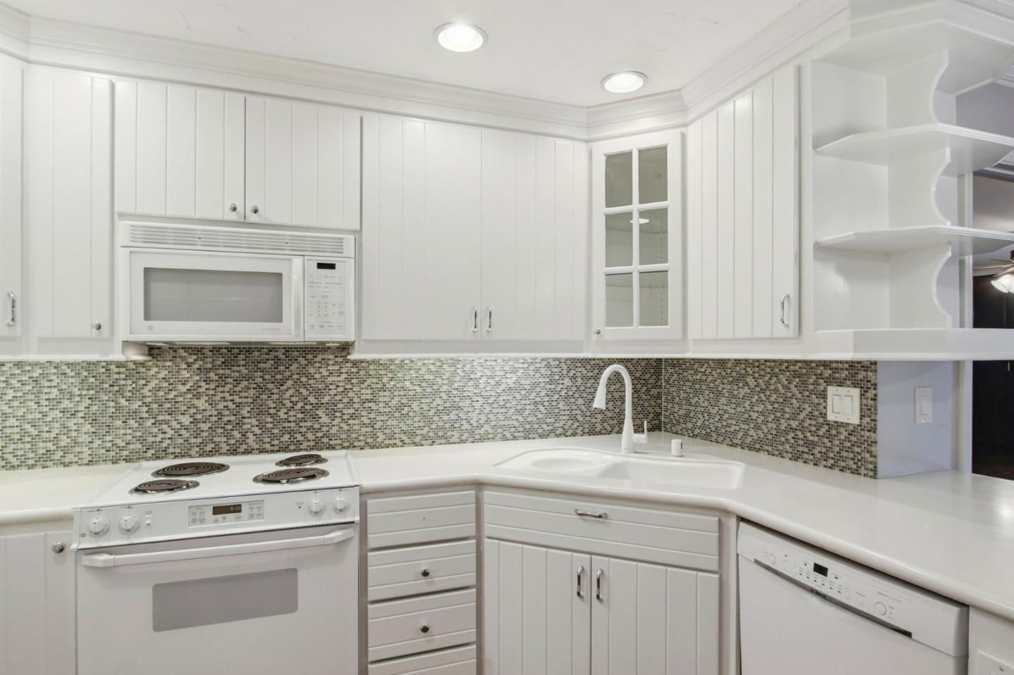 Detail Gallery Image 15 of 36 For 1608 La Terrace, San Jose,  CA 95123 - 2 Beds | 2 Baths