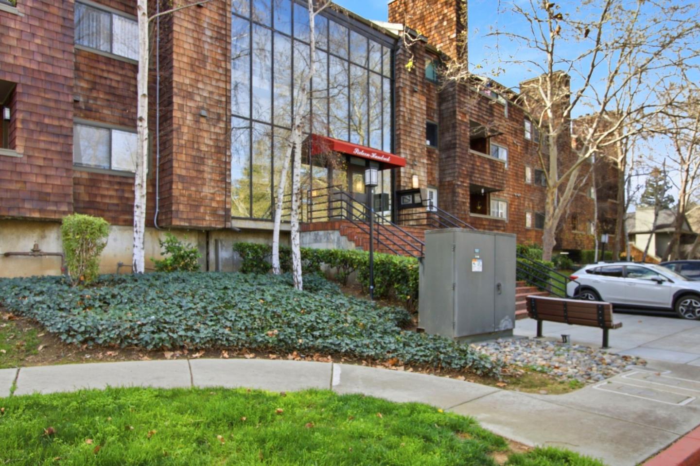 Detail Gallery Image 4 of 36 For 1608 La Terrace, San Jose,  CA 95123 - 2 Beds | 2 Baths