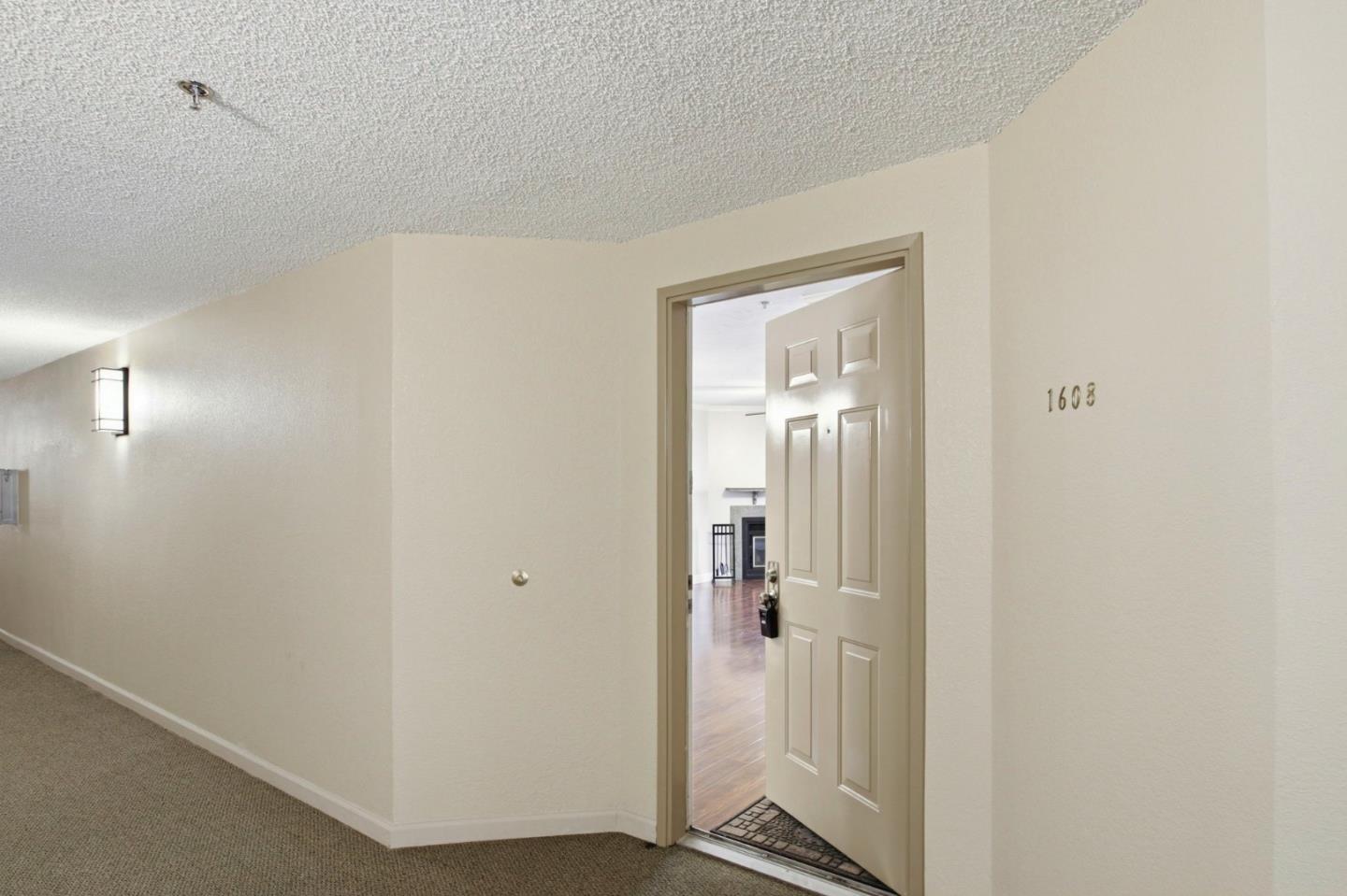 Detail Gallery Image 5 of 36 For 1608 La Terrace, San Jose,  CA 95123 - 2 Beds | 2 Baths