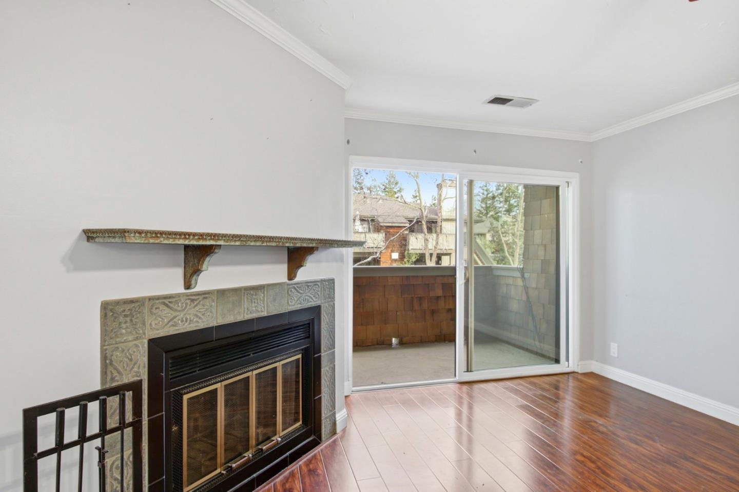 Detail Gallery Image 9 of 36 For 1608 La Terrace, San Jose,  CA 95123 - 2 Beds | 2 Baths