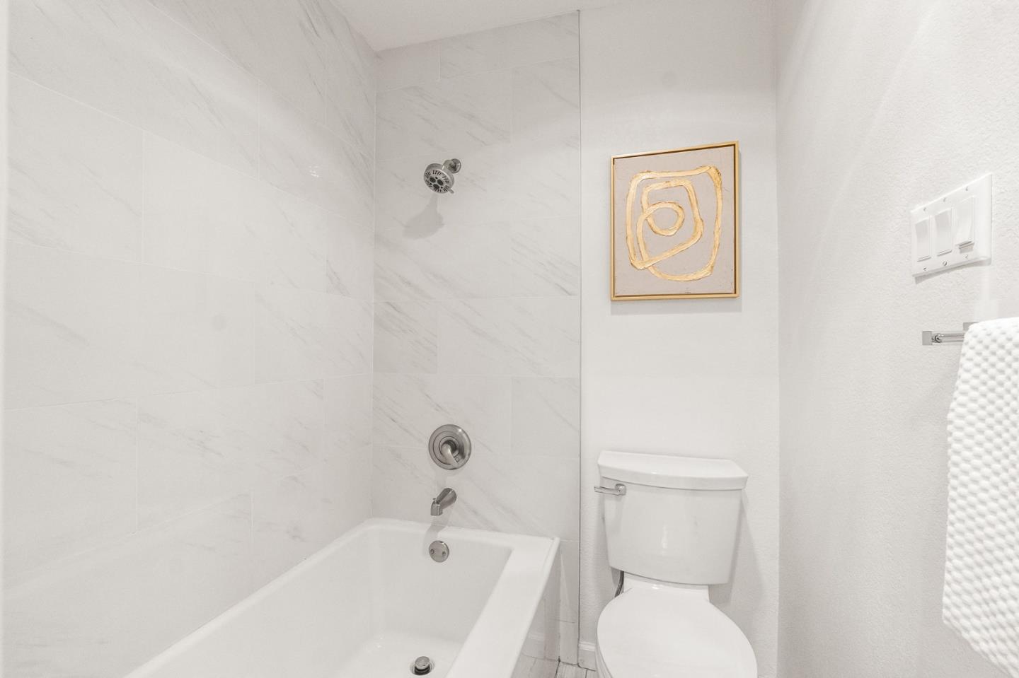 Photo #17: ML82036737 Listing: Photo #17