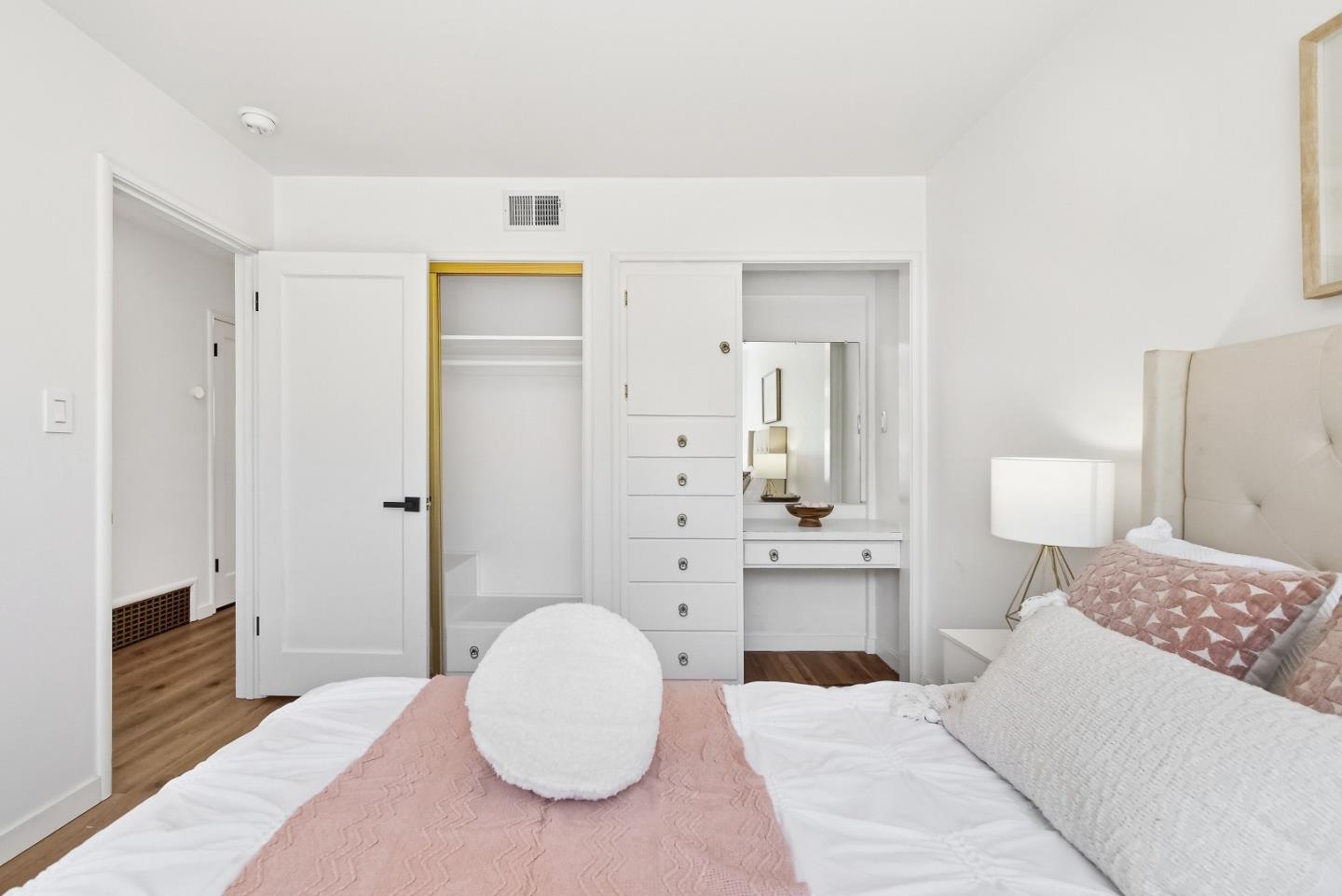 Detail Gallery Image 24 of 51 For 927 Madeline Ln, Santa Clara,  CA 95050 - 4 Beds | 2/1 Baths