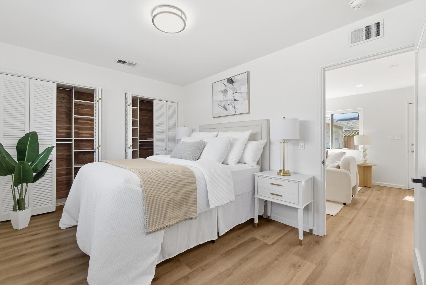 Detail Gallery Image 27 of 51 For 927 Madeline Ln, Santa Clara,  CA 95050 - 4 Beds | 2/1 Baths