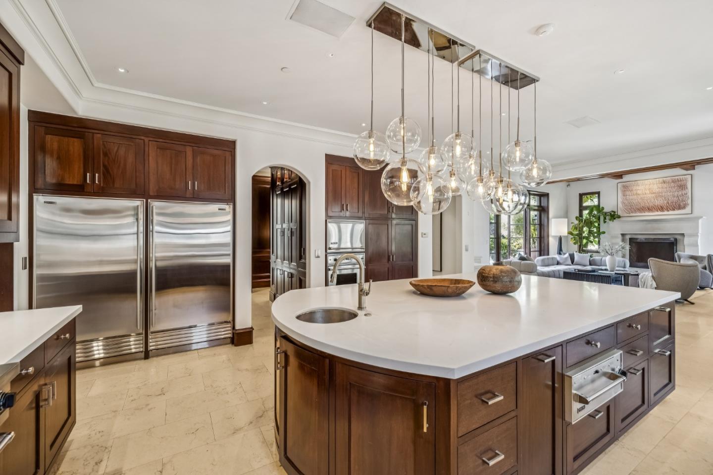 Detail Gallery Image 16 of 64 For 2 Somerset Ln, Atherton,  CA 94027 - 6 Beds | 7/2 Baths