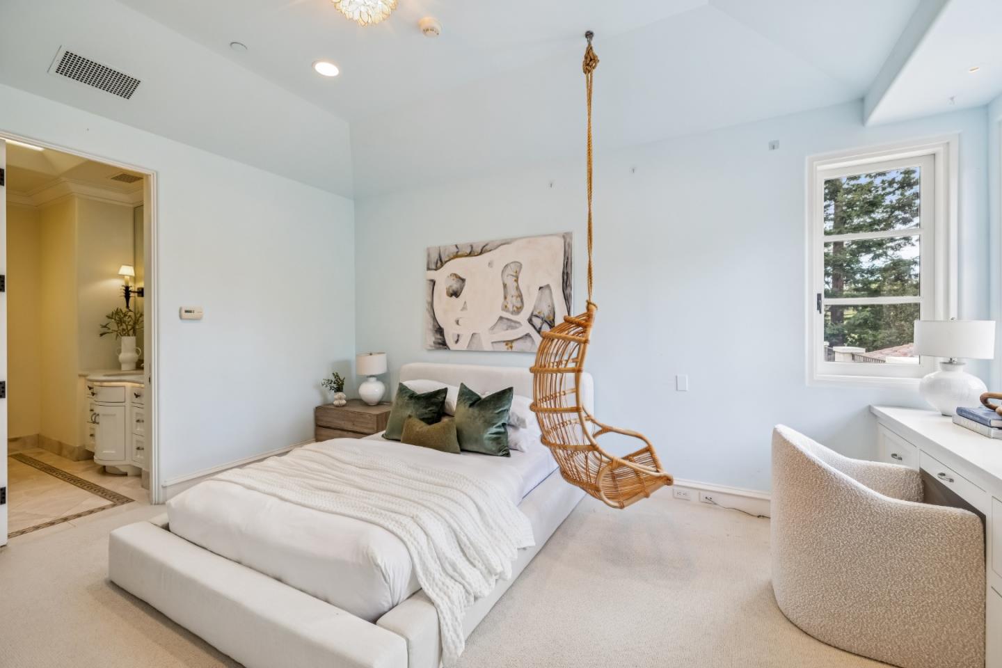 Detail Gallery Image 29 of 64 For 2 Somerset Ln, Atherton,  CA 94027 - 6 Beds | 7/2 Baths