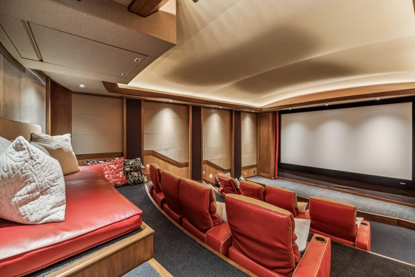 Detail Gallery Image 34 of 64 For 2 Somerset Ln, Atherton,  CA 94027 - 6 Beds | 7/2 Baths