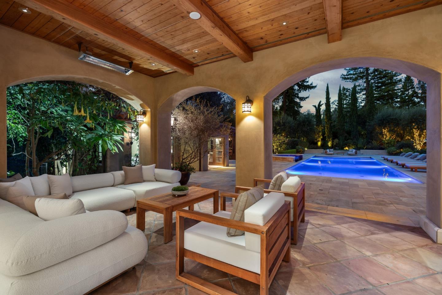 Detail Gallery Image 9 of 64 For 2 Somerset Ln, Atherton,  CA 94027 - 6 Beds | 7/2 Baths