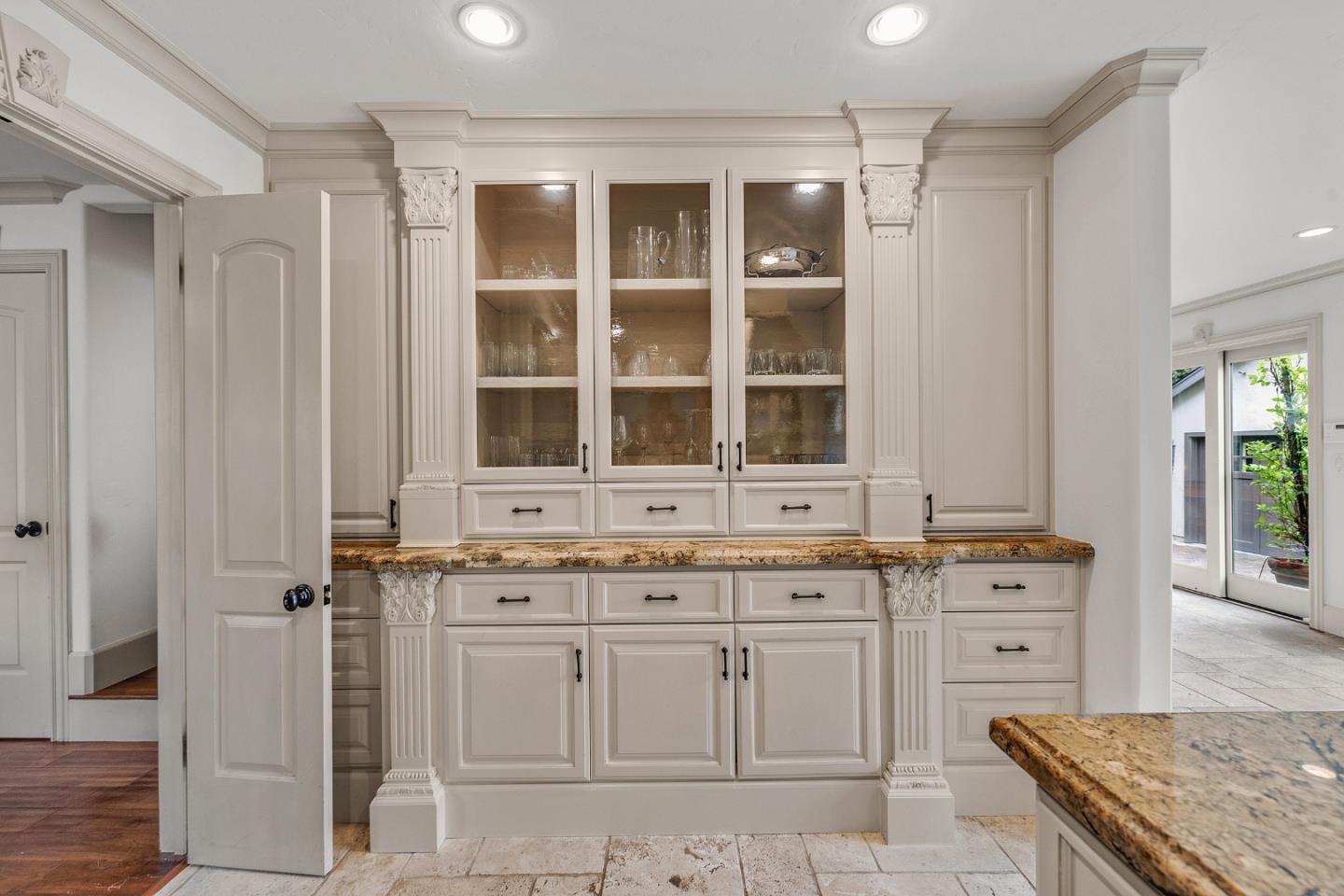 Detail Gallery Image 10 of 67 For 1538 Lincoln Ave, San Jose,  CA 95125 - 4 Beds | 3/1 Baths