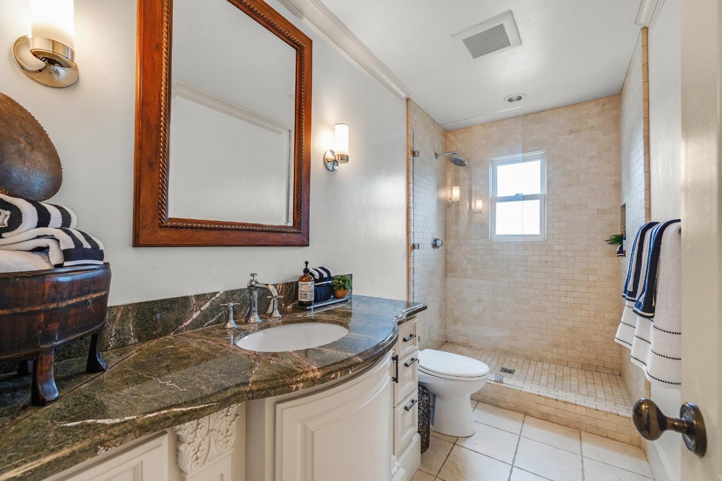 Detail Gallery Image 29 of 67 For 1538 Lincoln Ave, San Jose,  CA 95125 - 4 Beds | 3/1 Baths