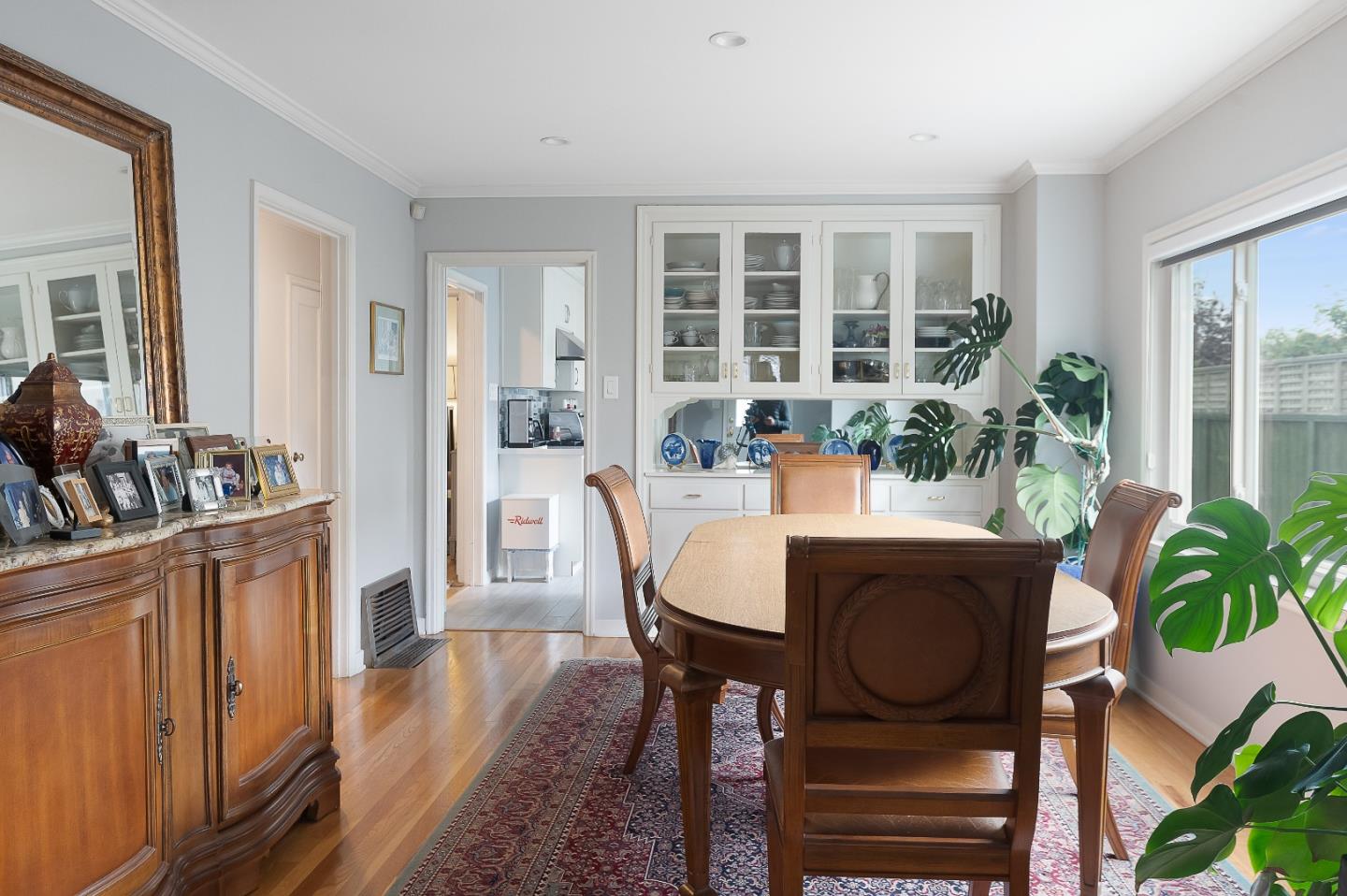 Detail Gallery Image 11 of 33 For 1490 Curtiss Ave, San Jose,  CA 95125 - 4 Beds | 2 Baths