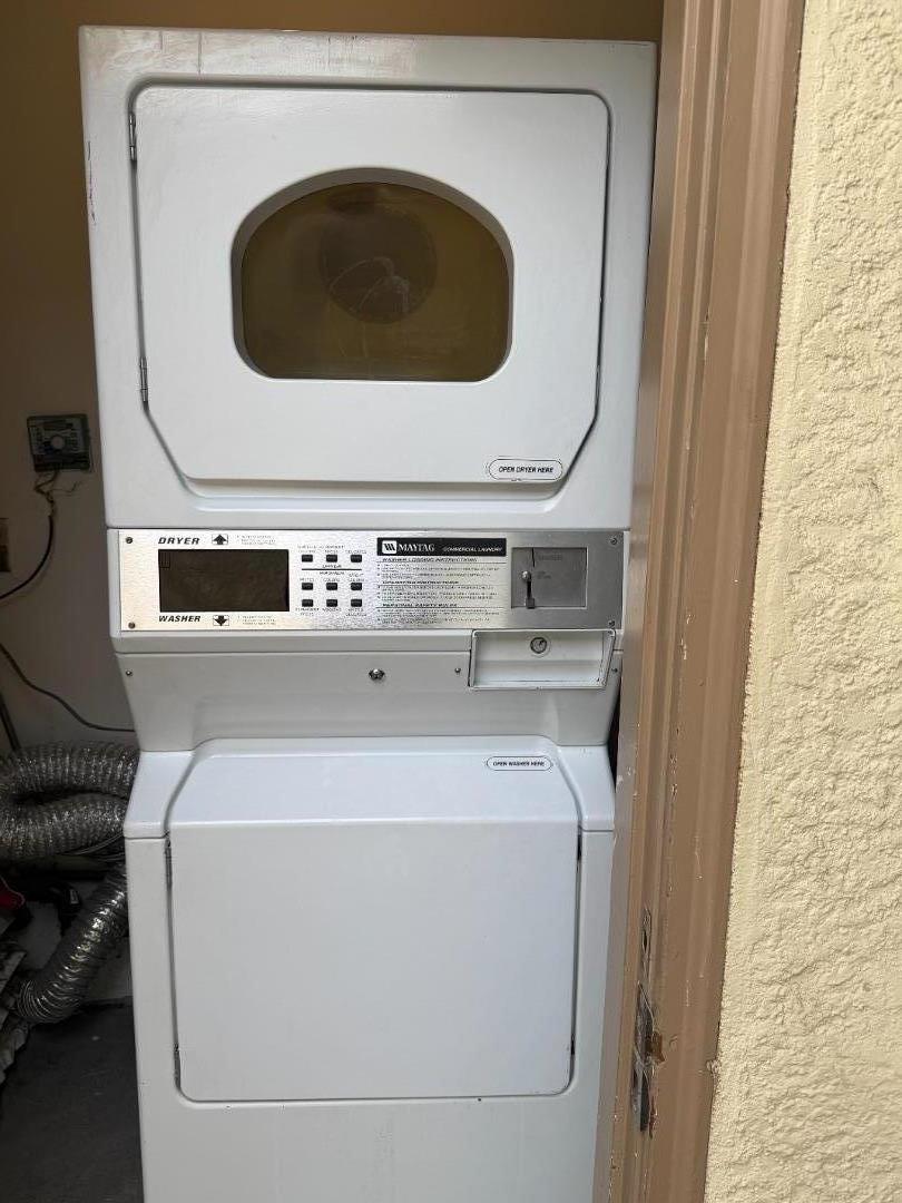 Detail Gallery Image 15 of 15 For 670 Azara Pl #2,  Sunnyvale,  CA 94086 - 1 Beds | 1 Baths